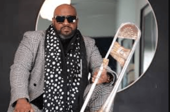 Jeff Bradshaw Net Worth