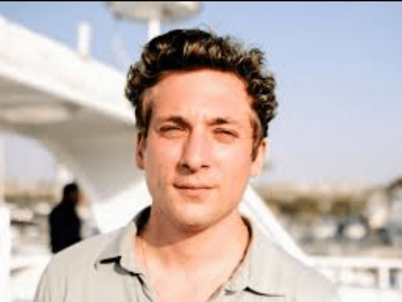 Jeremy Allen White Net Worth